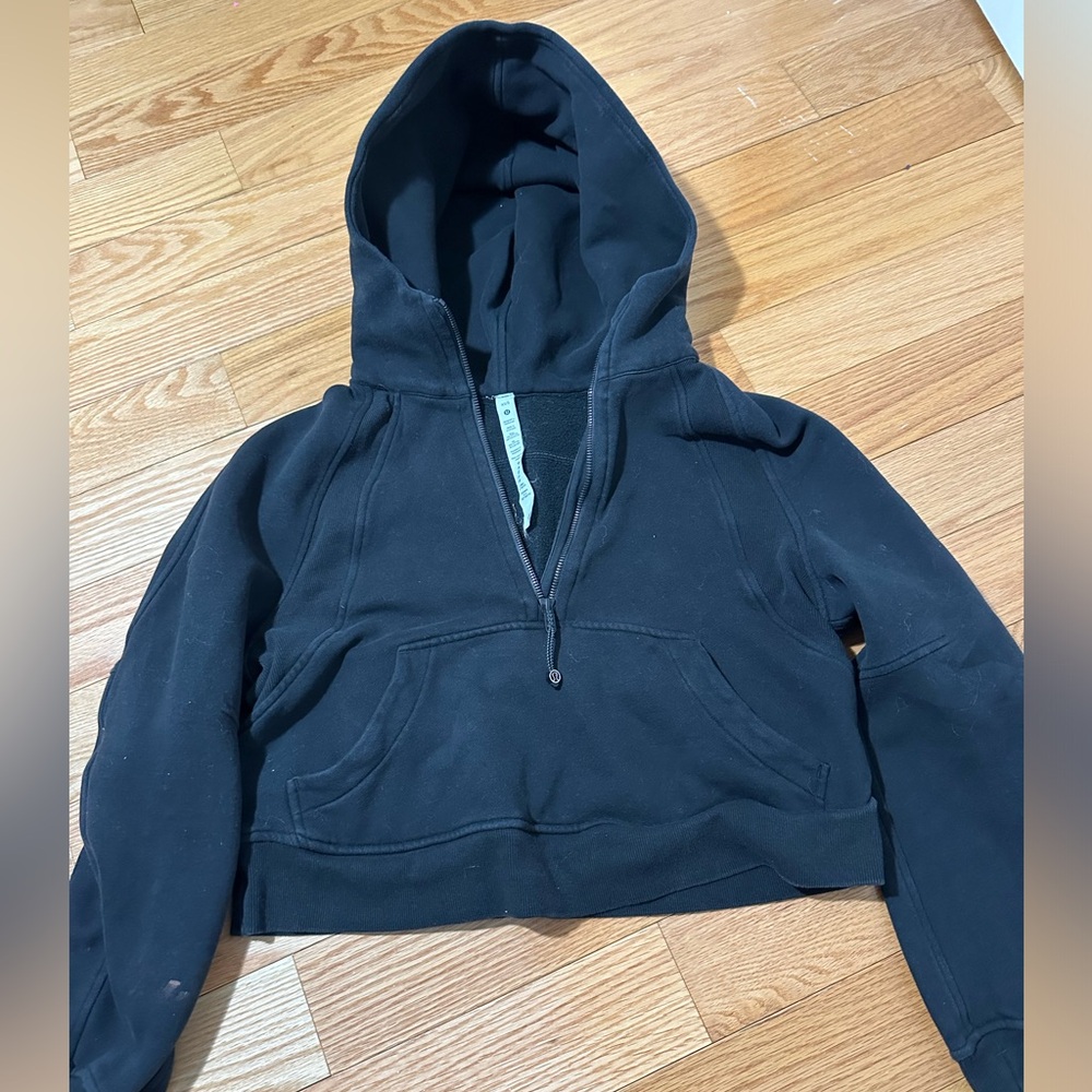 Lululemon black scuba